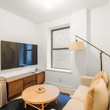 Stylish 2Br 1Bath Escape Located Near Washington Square Park And Greenwich Village
